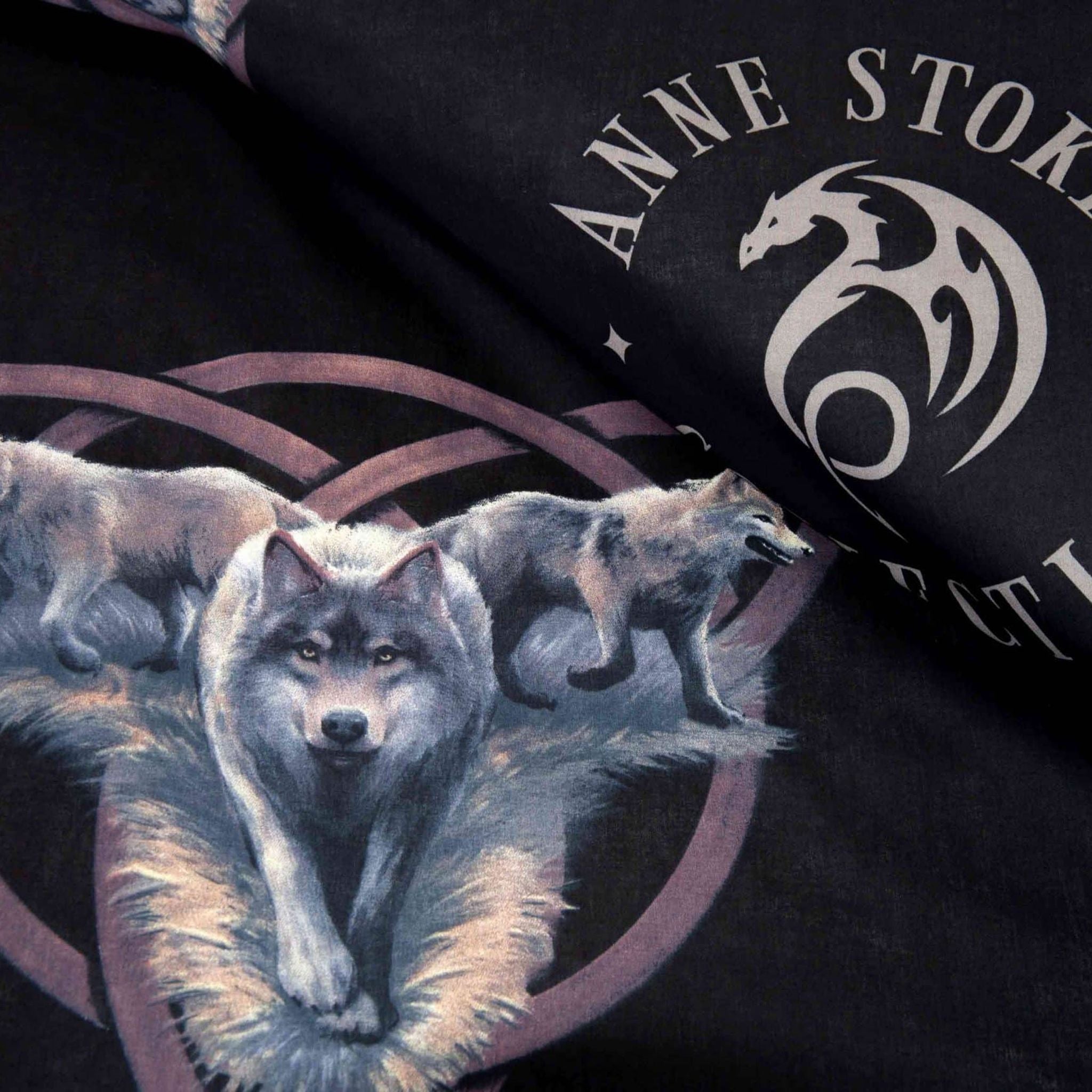 Logo-Wendeseite der Anne Stokes Bettwäsche Wolf mit Wolfsmotiv