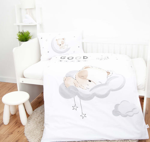 babybest Bettwäsche ‘Sleeping little Bear’ im weißen Gitterbett