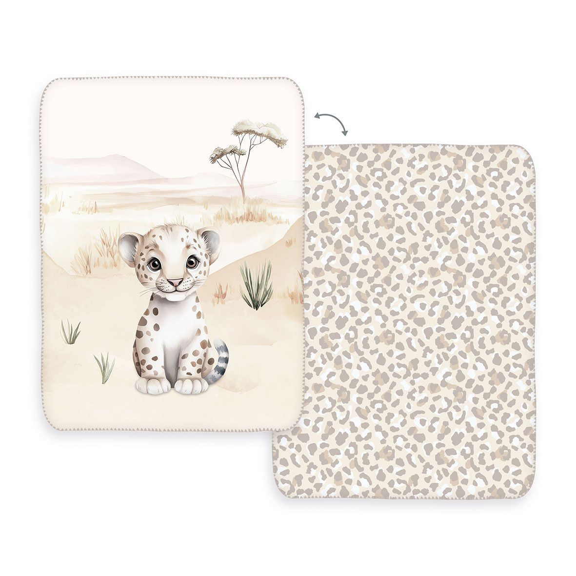 babybest Kuscheldecke ‘Kleiner Leo’ 75 x 100 cm: vorn Leopardenbaby in der Savanne, hinten Leomuster in Beige