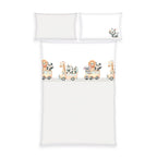 babybest Winterbettwäsche-Set ‘Abenteuer-Bus’ 100 x 135 cm: Bettbezug mit Tieren in Bussen über hellgrauen Streifen, Kissen 40 x 60 cm mit Nashorn und mit Streifen