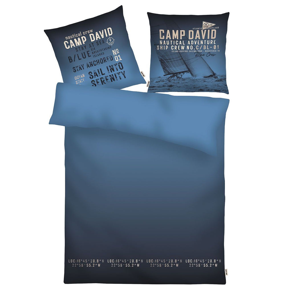 CAMP DAVID Bettwäsche-Set Atlantic Blue mit Farbverlauf und nautischer Typografie, Vorder- und Wendeseite
