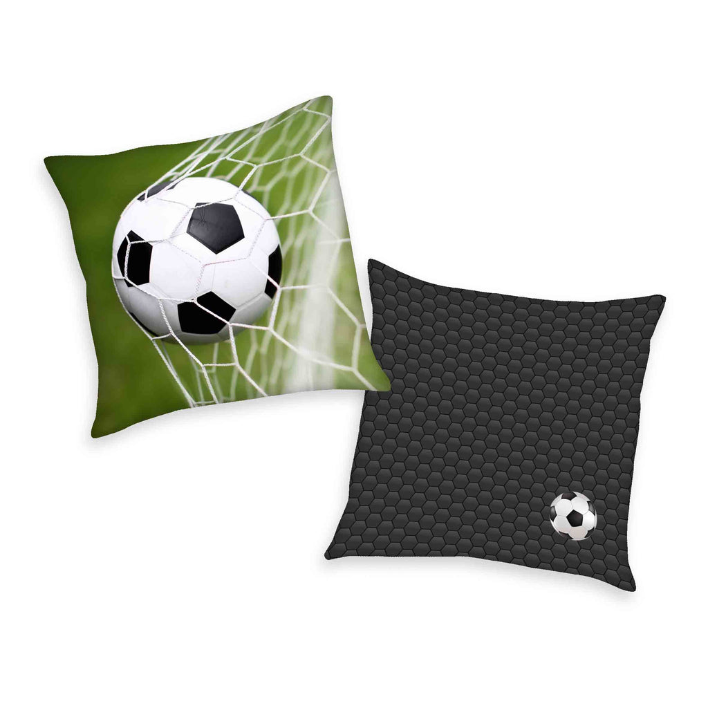 Young Collection Dekokissen ‘Fußball’ 40 x 40 cm, Vorderseite Ball im Tornetz, Rückseite dunkles Wabenmuster