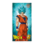 Dragonball Badetuch ‘Son Goku’ 75 x 150 cm: Son Goku mit blauen Haaren im orangefarbenen Kampfanzug, Logo von Dragon Ball Super