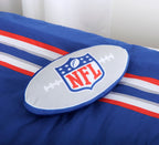 NFL Formkissen ‘Classic’ auf blauer Bettwäsche mit roten und weißen Streifen
