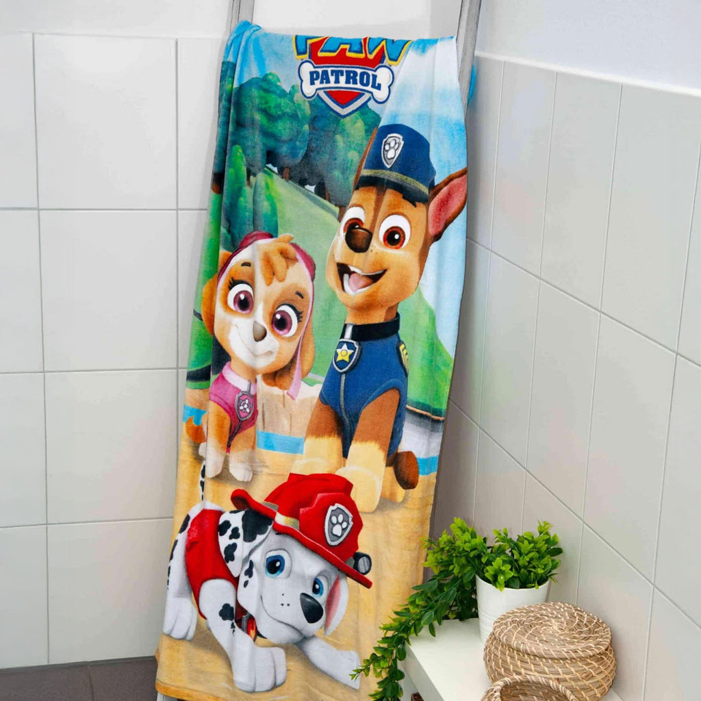 Paw Patrol Badetuch ‘Classic’ hängend im Badezimmer