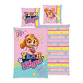 Paw Patrol Bettwäsche ‘Team Skye’: Skye mit Schriftzug Yeah Skye auf Rosa und Türkis, Wendeseite mit Streifen in Pink, Gelb und Hellblau