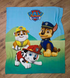 Paw Patrol Fleecedecke ‘Classic’ locker auf dem Holzboden liegend
