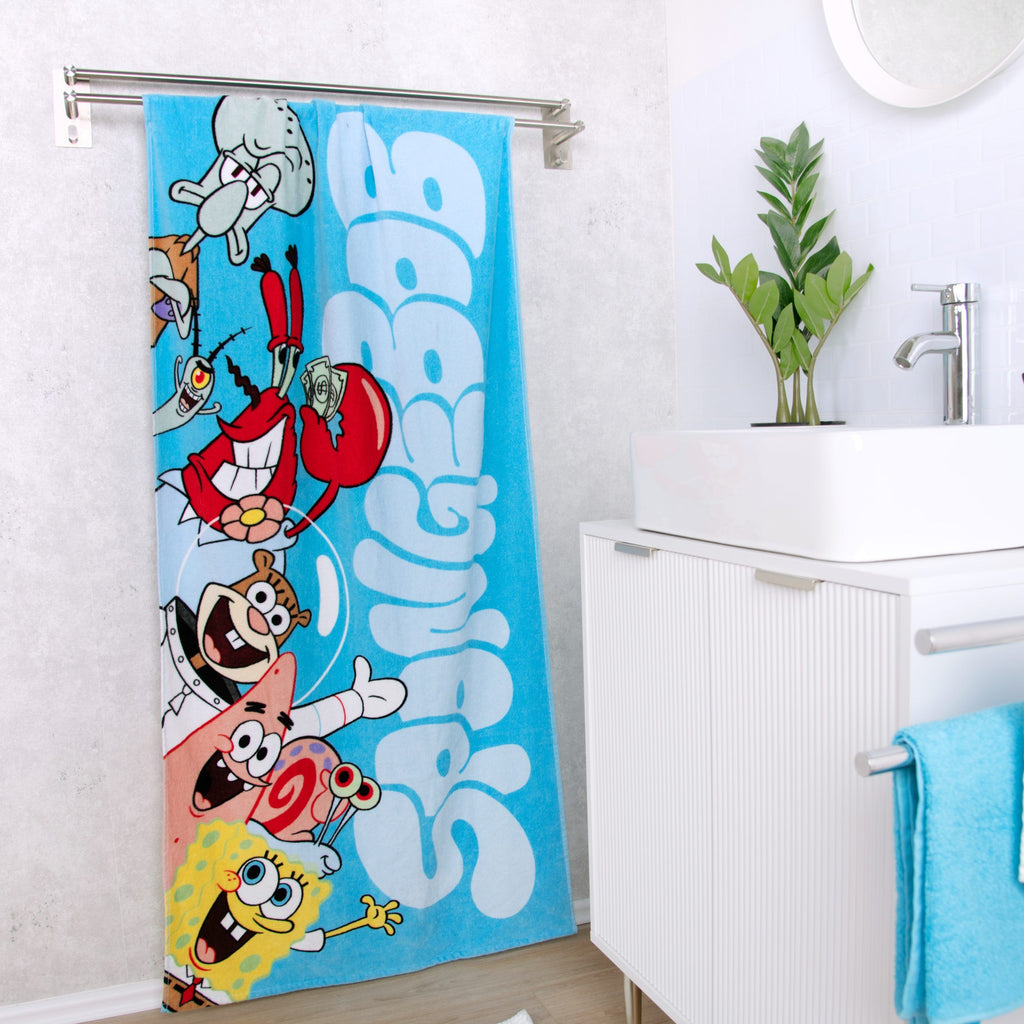 SpongeBob Badetuch ‘Fun’ an einer Handtuchstange im Badezimmer