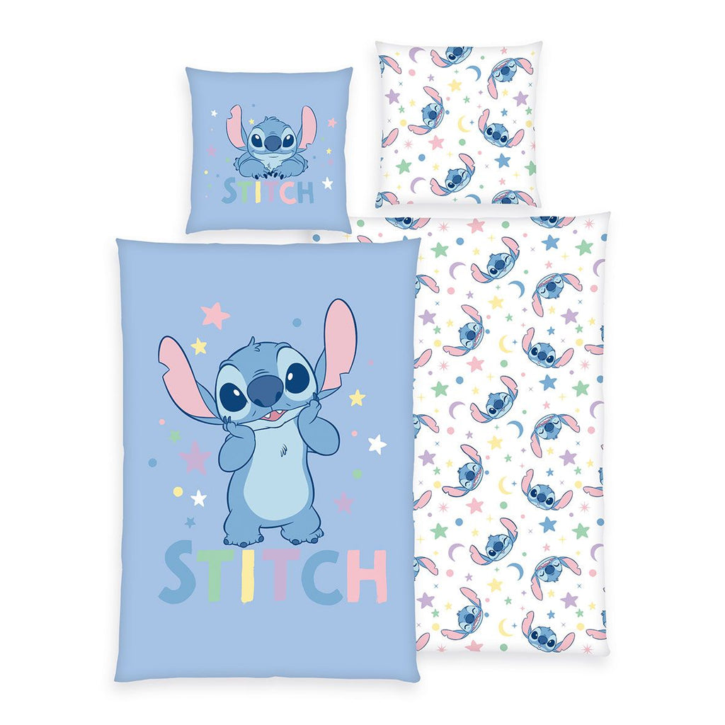 Disney Stitch Bettwäsche-Set ‘Pastel Stars’ 135 x 200 cm: Bettbezug hellblau mit Stitch und Pastell-Sternen, Wendeseite weiß mit Stitch-Köpfen und Sternen, Kissen 80 x 80 cm