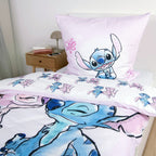Weiße Wendeseite der Stitch Bettwäsche ‘Stitch & Angel’ mit kleinen Stitch-und-Angel-Paaren