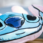 Nahaufnahme von Stitchs Nase und Augen im Aquarell-Look