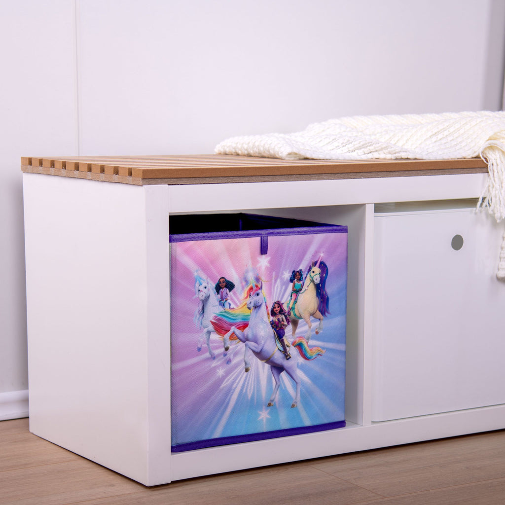 Unicorn Academy Aufbewahrungsbox in einem weißen Regalwürfel