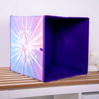 Liegende Unicorn Academy Aufbewahrungsbox mit Blick ins lila Innere