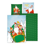 Vorder- und Rückseite der Weihnachtsmann & Co. KG Bettwäsche ‘Nordpol-Helden’: Bettbezug 135 x 200 cm und Kissenbezug 80 x 80 cm