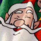 Gesicht des Weihnachtsmanns auf der Kuscheldecke in Nahaufnahme