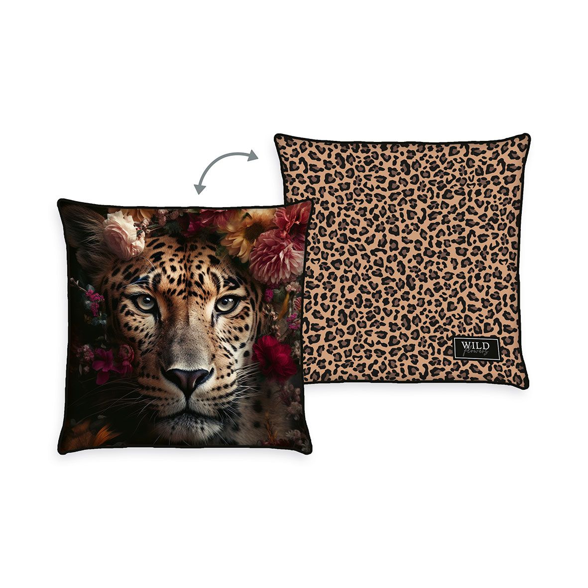 Wild Flowers Dekokissen ‘Leopard’ 50 x 50 cm: Leopard zwischen dunkelroten Blüten vorn, Leoprint hinten