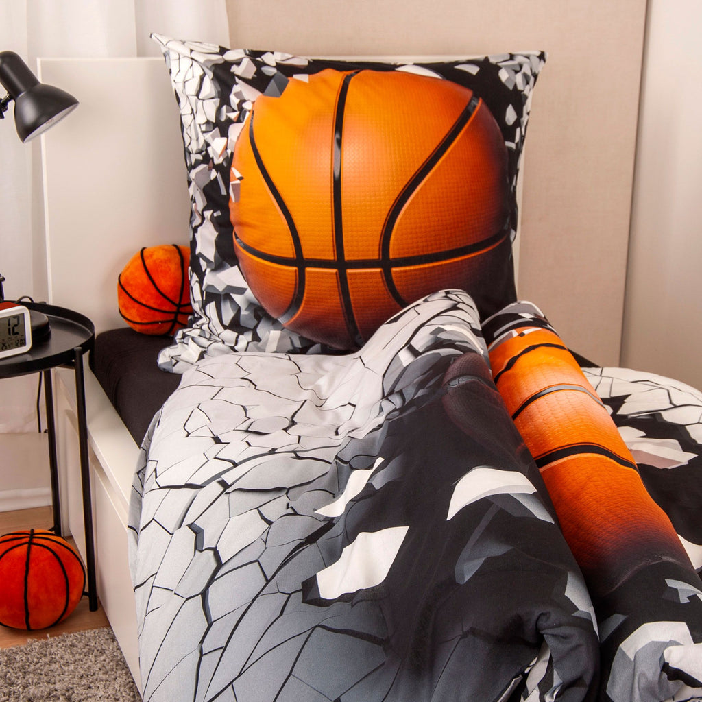 Kissen mit Basketball und umgeschlagene Wendeseite mit grauem Bruchstück-Muster