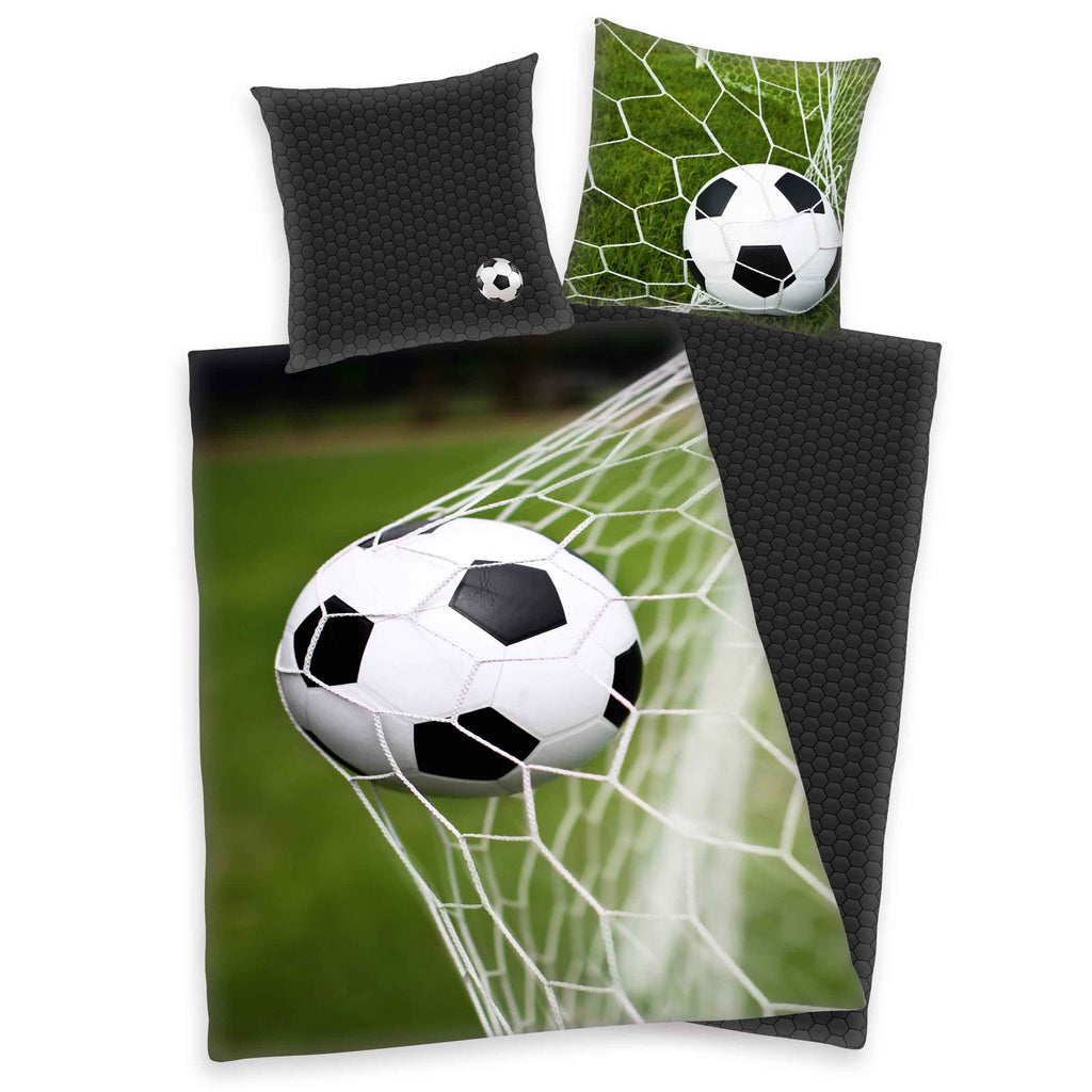 Young Collection Bettwäsche-Set ‘Fußball Tor’ 135 x 200 cm: Bettbezug mit Ball im Tornetz, Wendeseite dunkel mit Sechseck-Muster, Kissen 80 x 80 cm